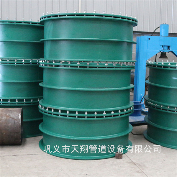 ��ɽ���Է�ˮ�׹�