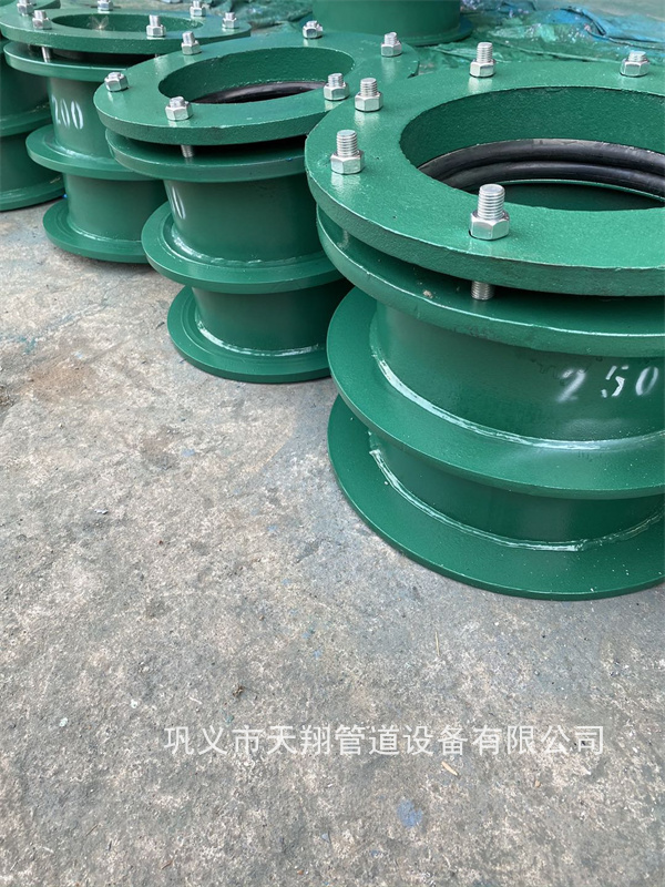 ��ɽ���Է�ˮ�׹�